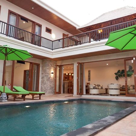 Pineapple Villa Sanur Екстериор снимка