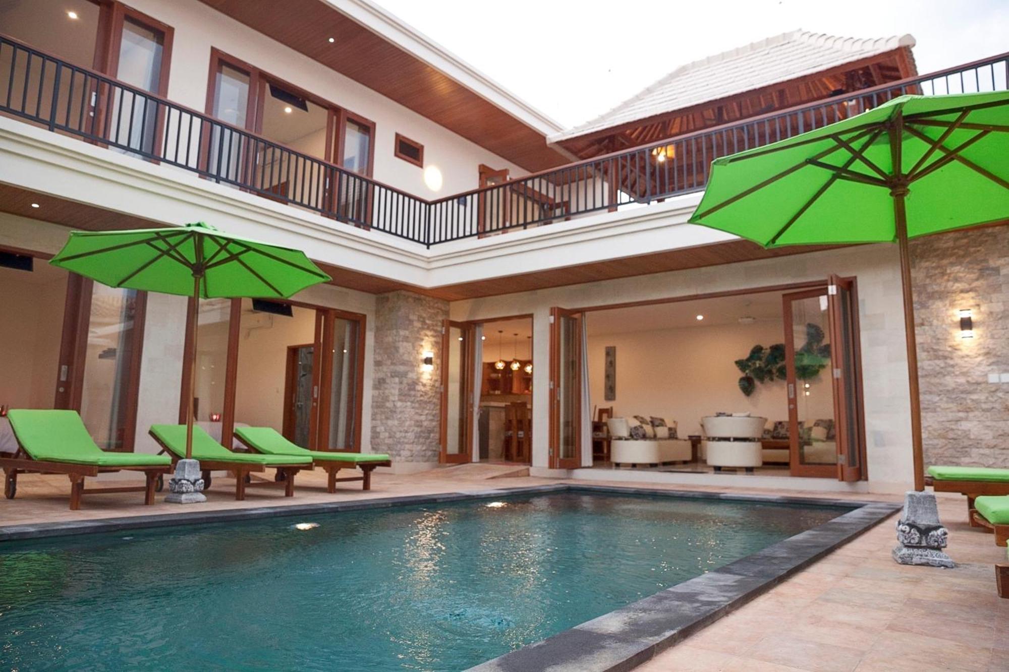 Pineapple Villa Sanur Екстериор снимка