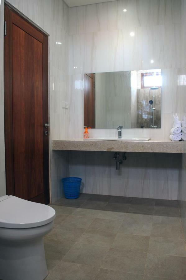 Pineapple Villa Sanur Екстериор снимка